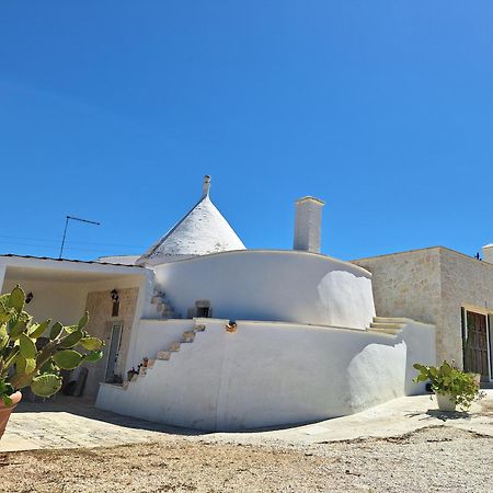 Holiday Home Trullo Antico Ostuni Esterno foto