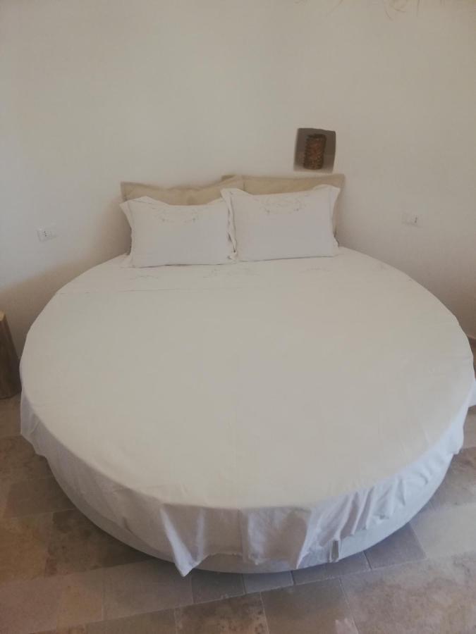 Holiday Home Trullo Antico Ostuni Esterno foto