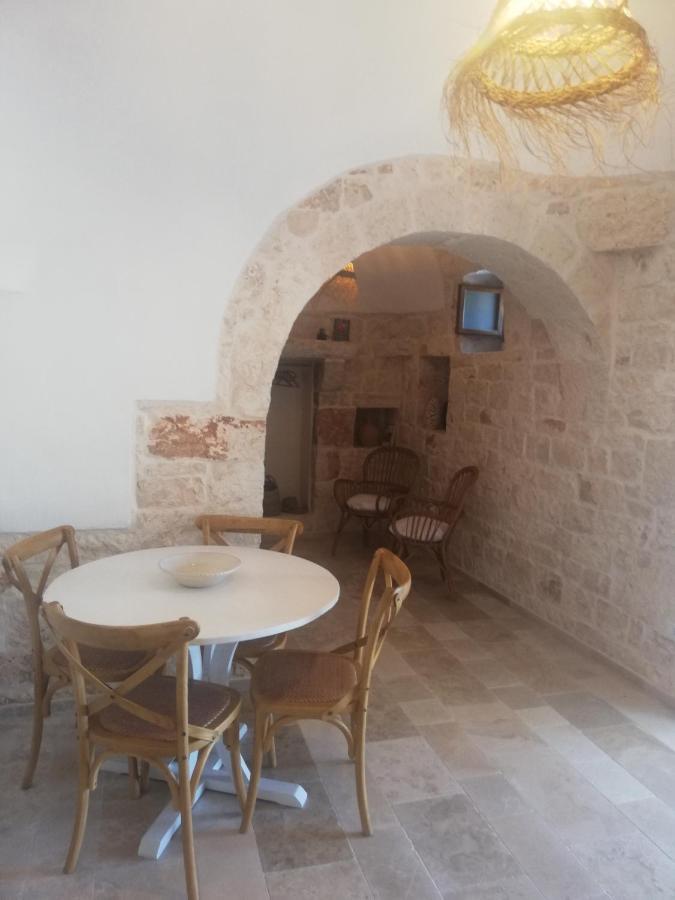 Holiday Home Trullo Antico Ostuni Esterno foto
