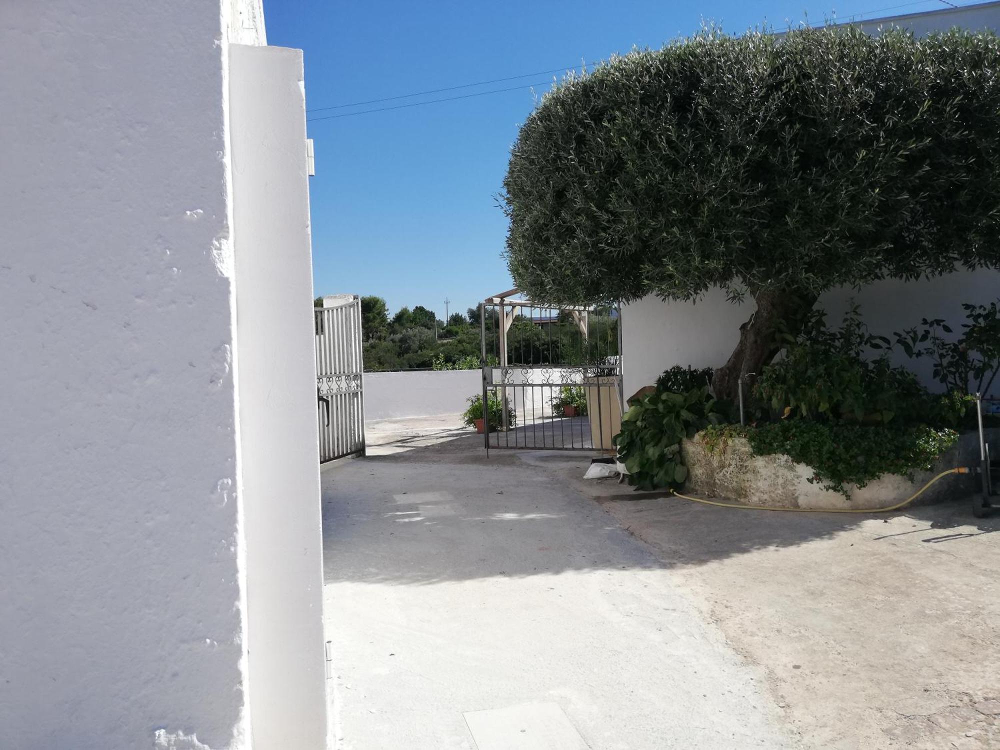 Holiday Home Trullo Antico Ostuni Camera foto